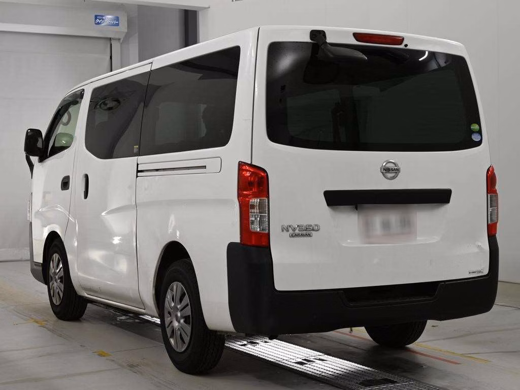 NISSAN NV350 CARAVAN