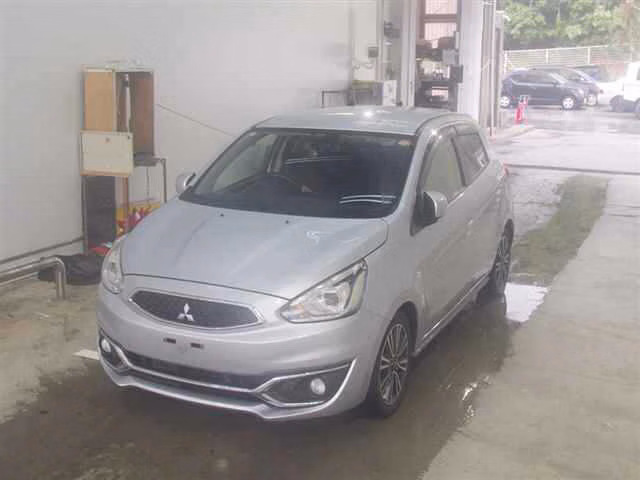 MITSUBISHI MIRAGE