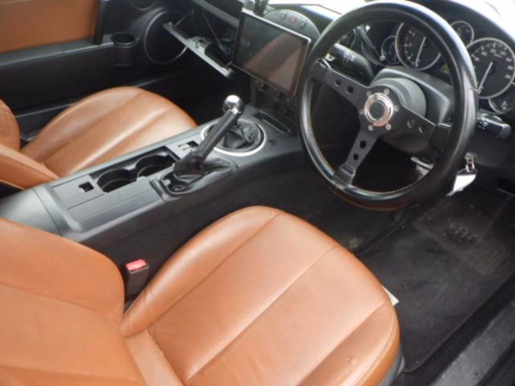 MAZDA ROADSTER