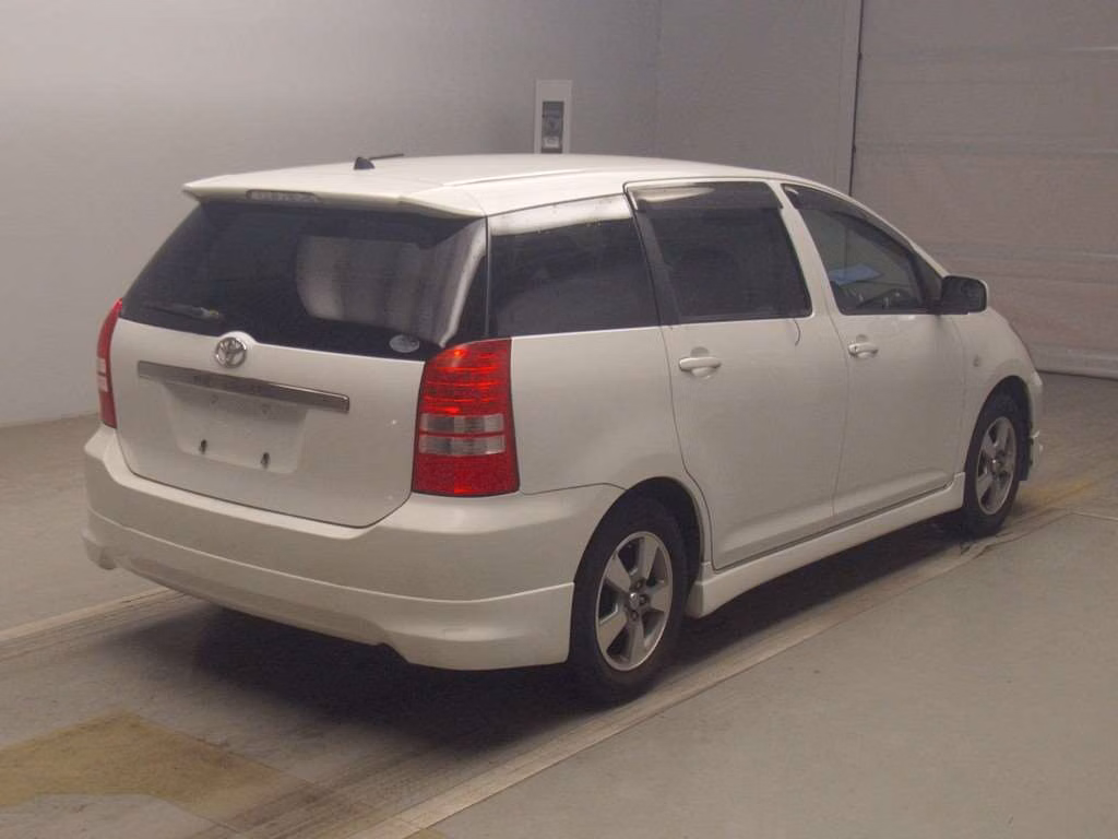 TOYOTA WISH