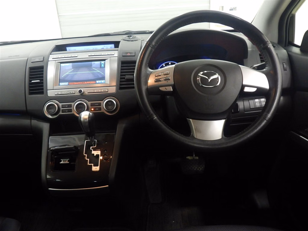 MAZDA MPV