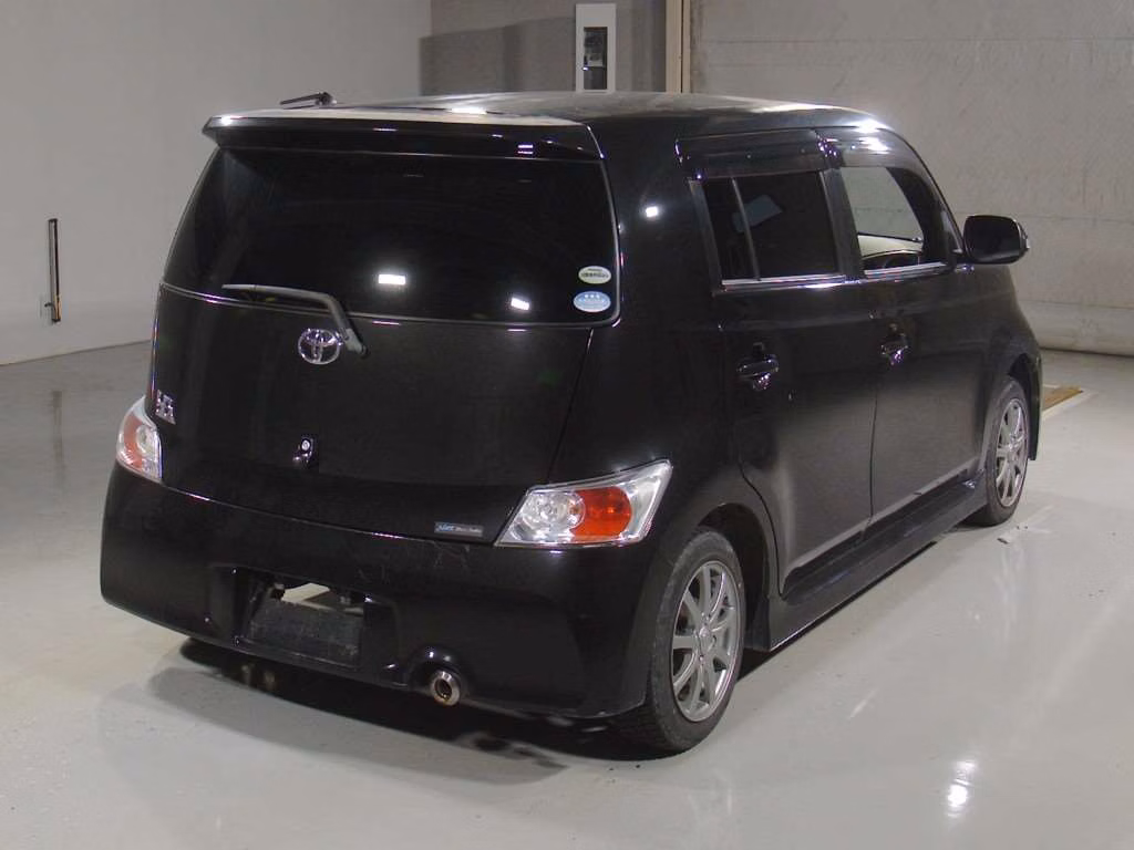 TOYOTA BB