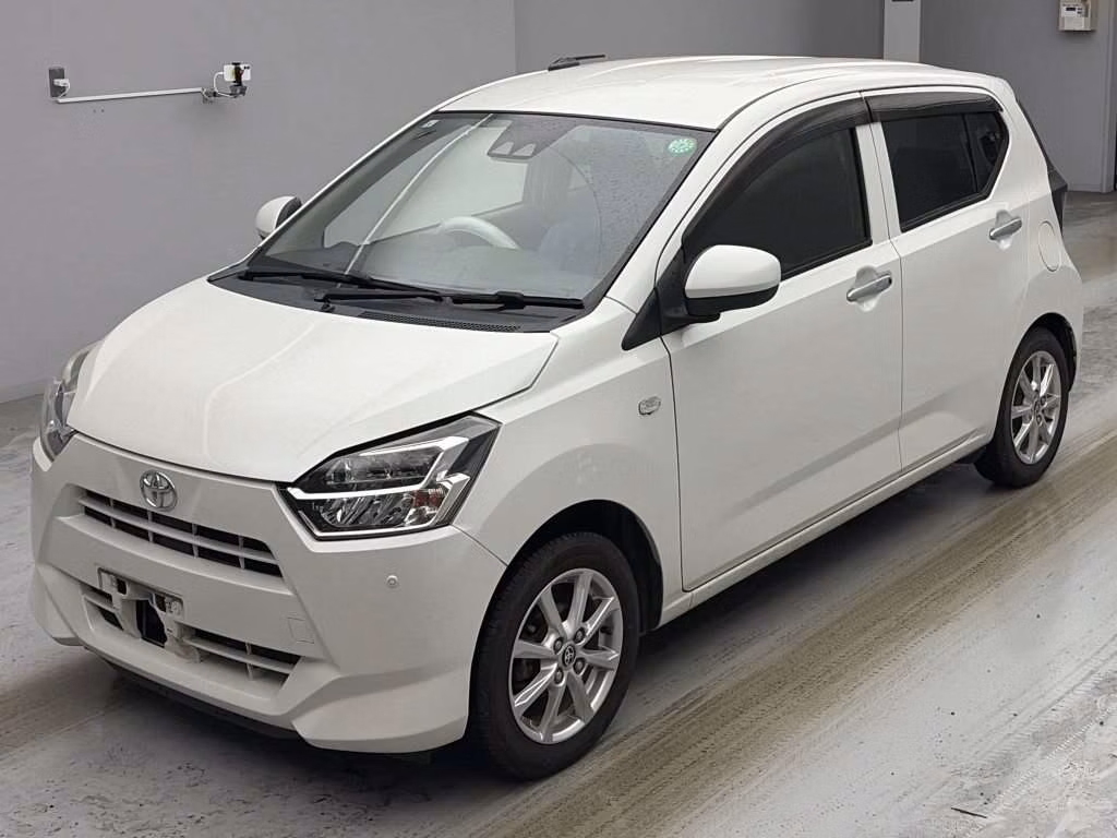 TOYOTA PIXIS EPOCH