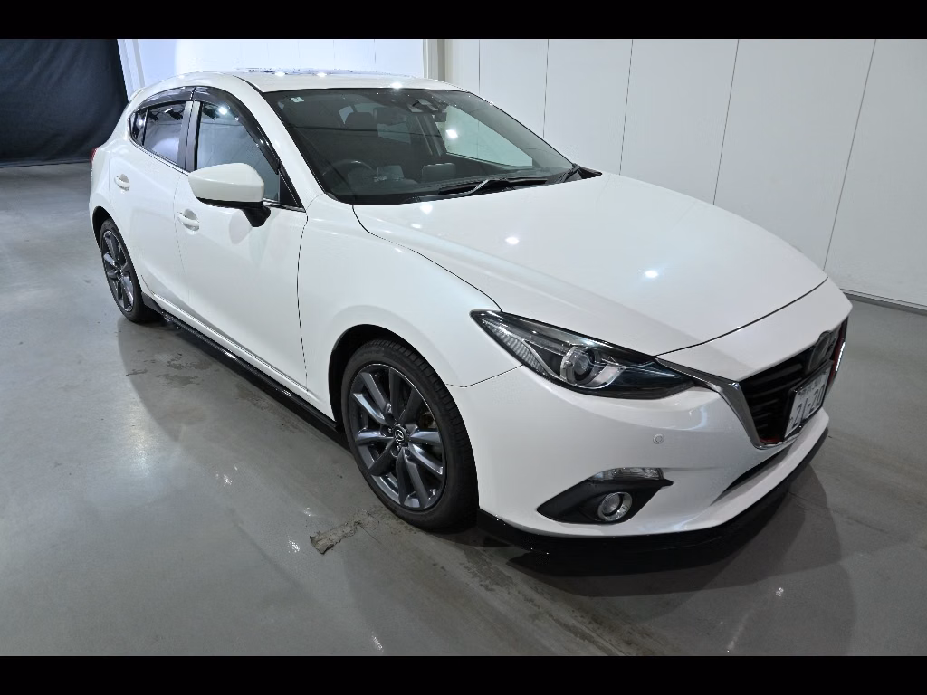 MAZDA AXELA