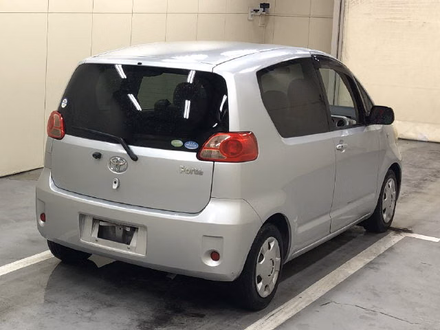 TOYOTA PORTE