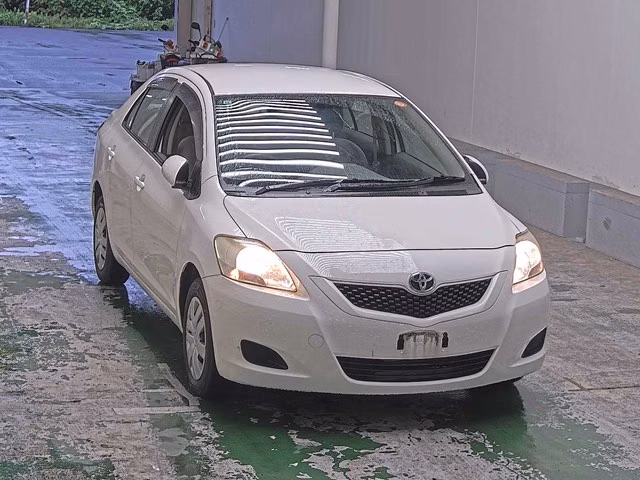 TOYOTA BELTA
