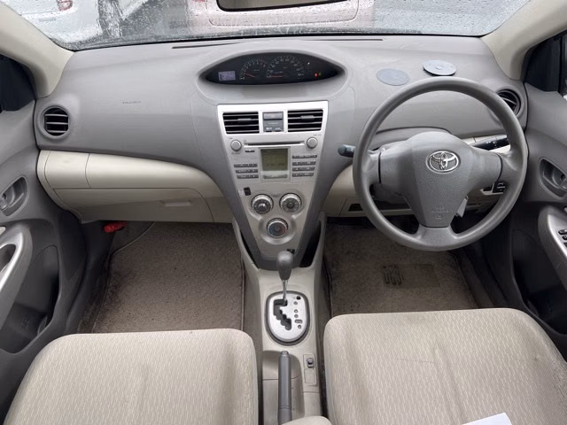 TOYOTA BELTA