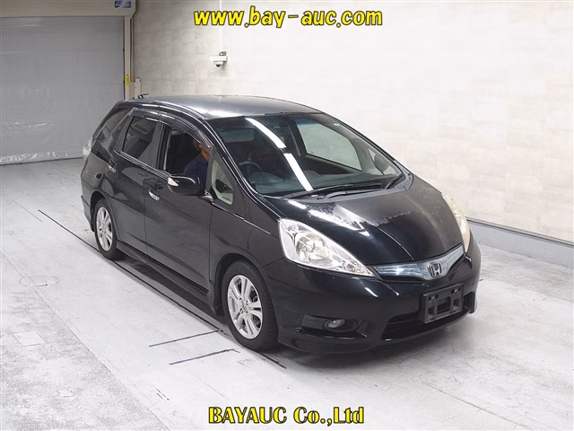 HONDA FIT SHUTTLE