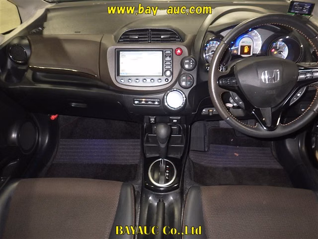 HONDA FIT SHUTTLE