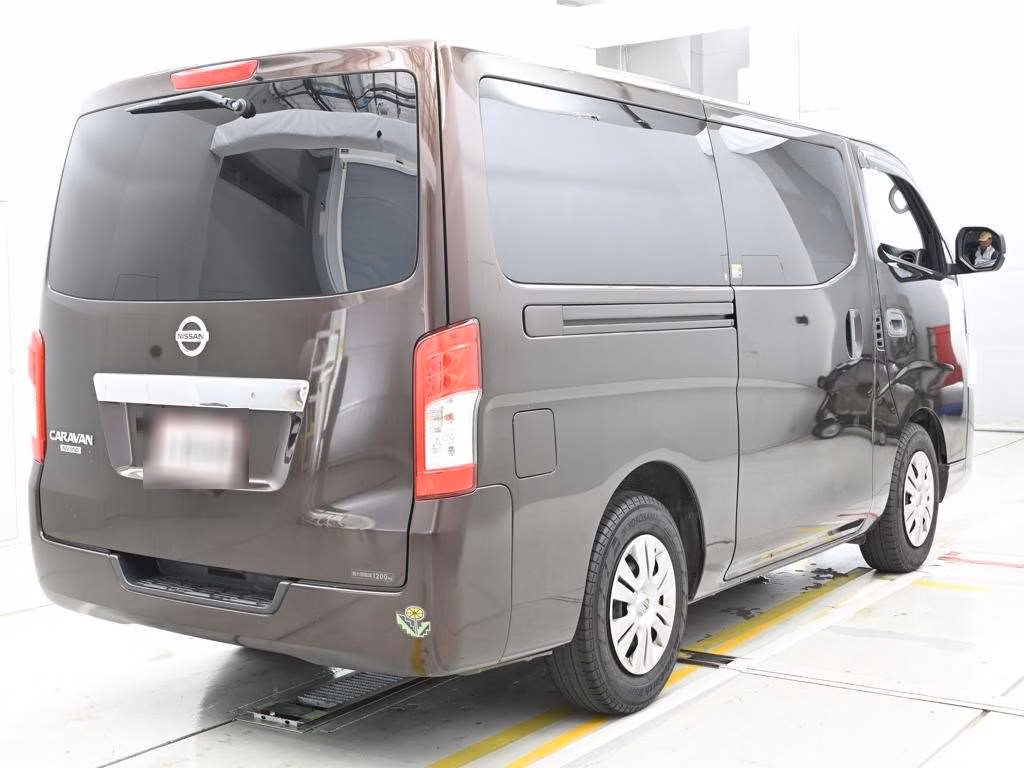 NISSAN NV350 CARAVAN