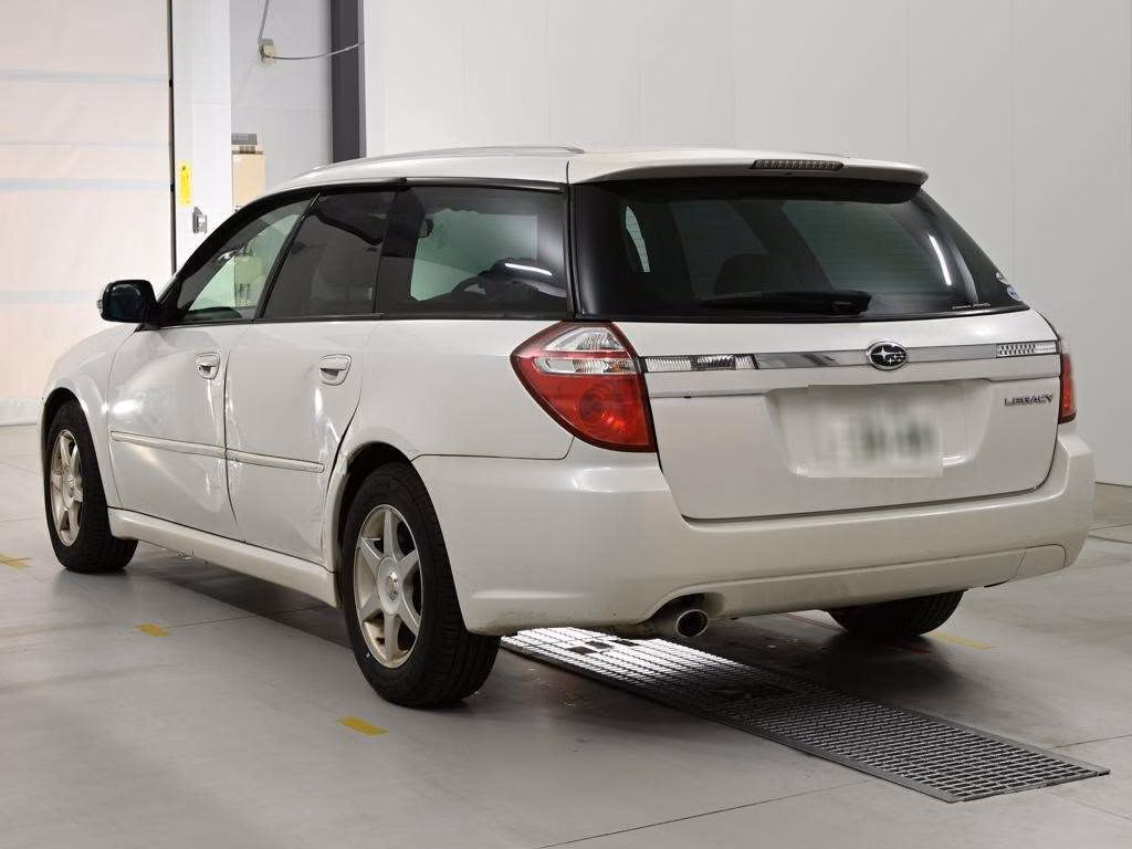 SUBARU LEGACY