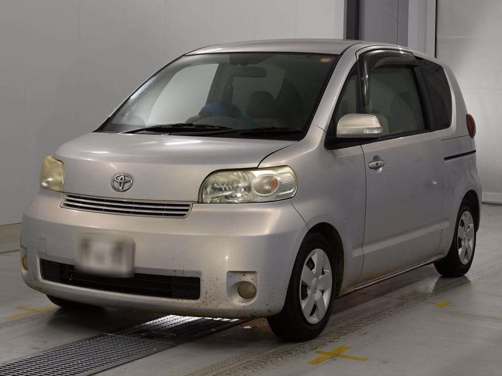 TOYOTA PORTE