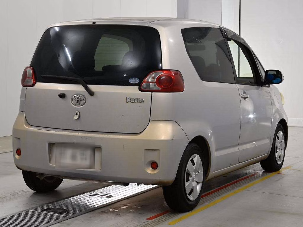 TOYOTA PORTE
