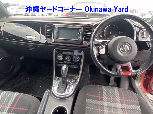 VOLKSWAGEN BEETLE