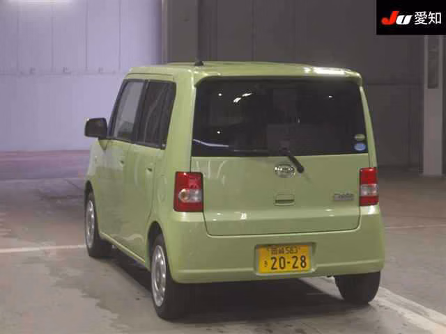 DAIHATSU MOVE CONTE