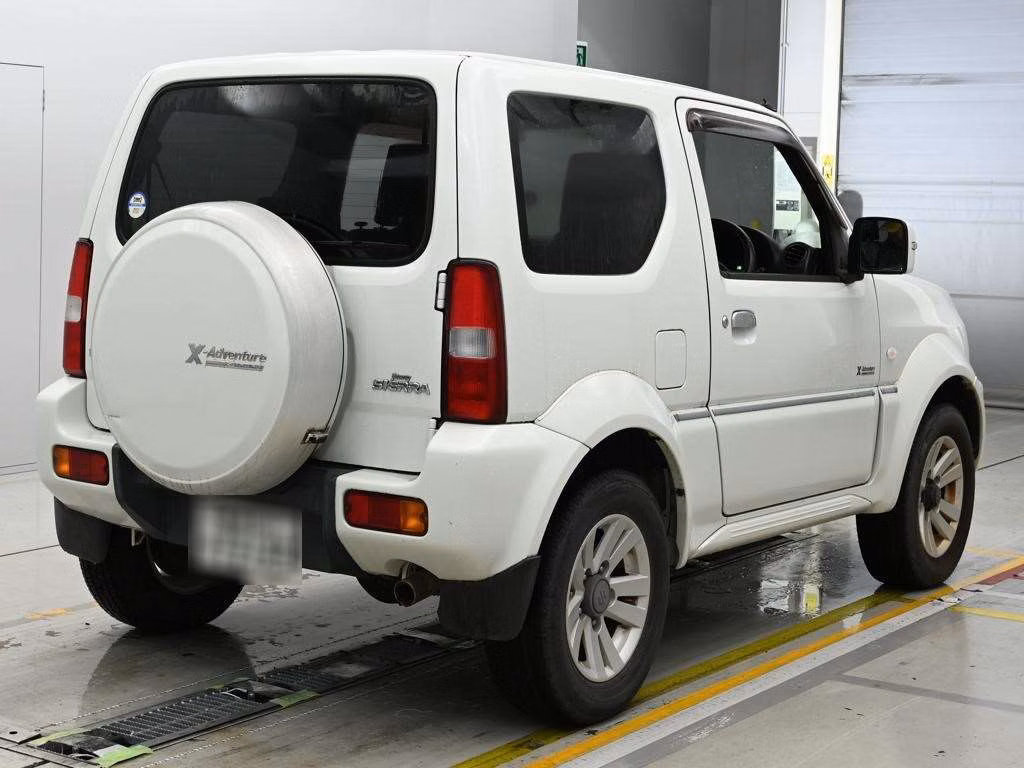 SUZUKI JIMNY SIERRA
