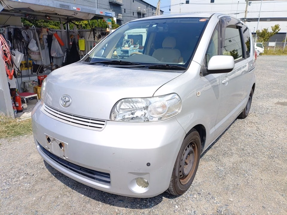 TOYOTA PORTE