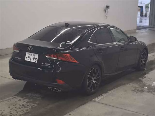 LEXUS IS300
