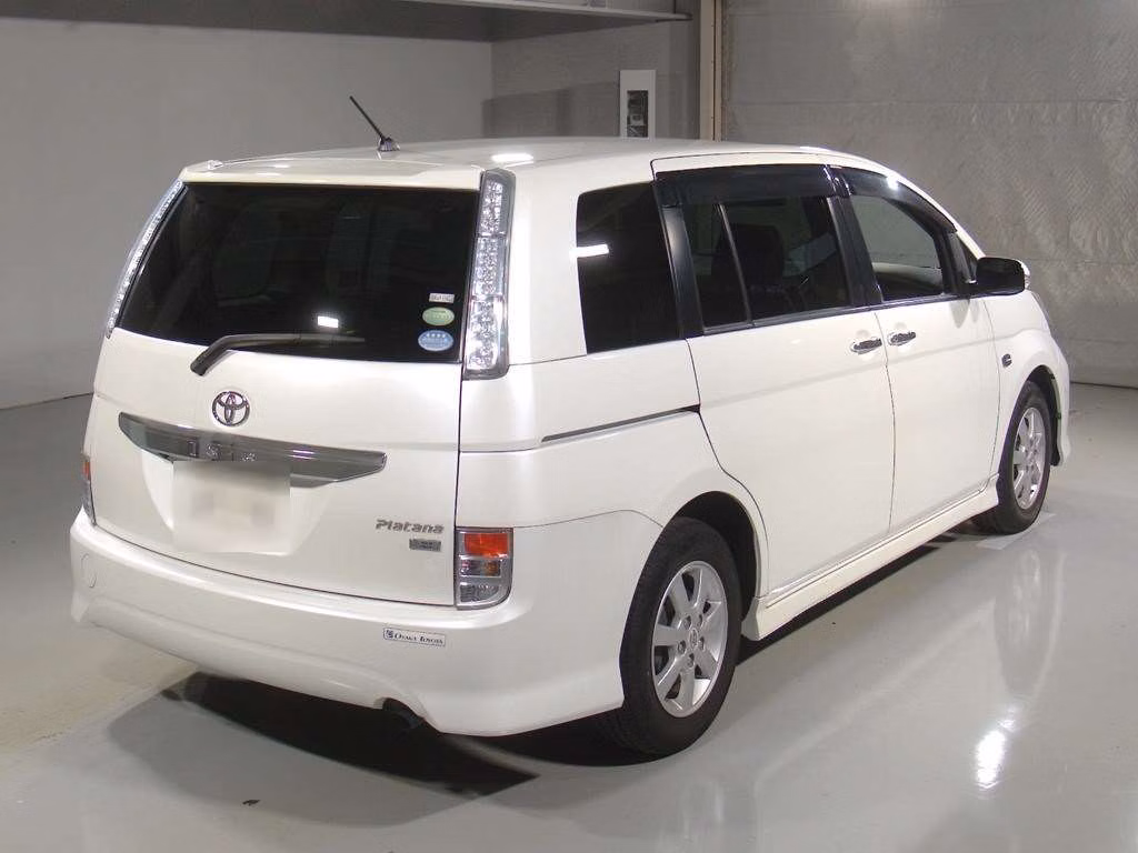 TOYOTA ISIS