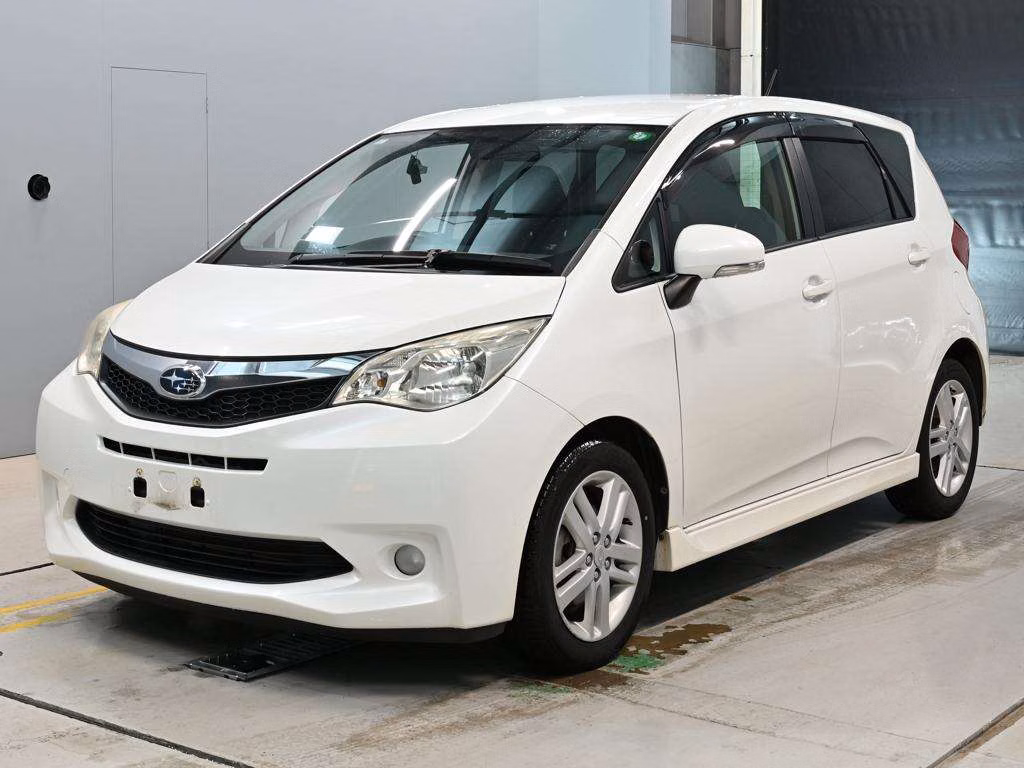 SUBARU TREZIA
