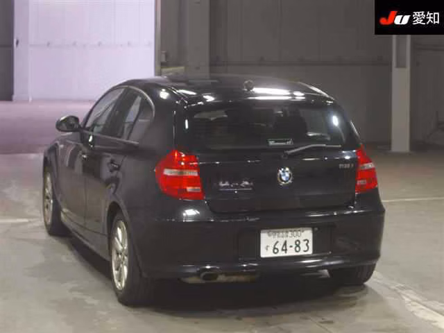 BMW 1-SERIES