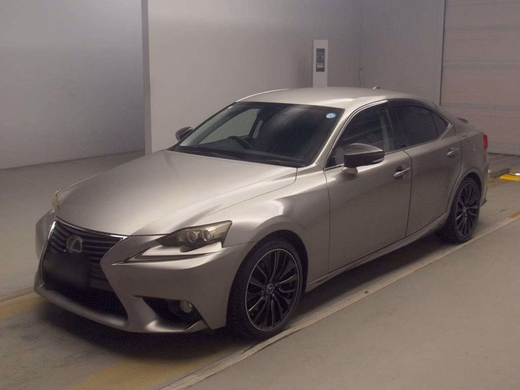 Lexus IS300h