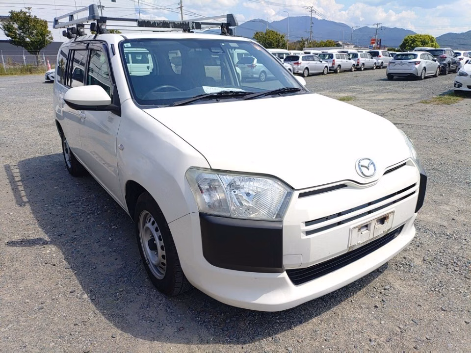 MAZDA FAMILIA