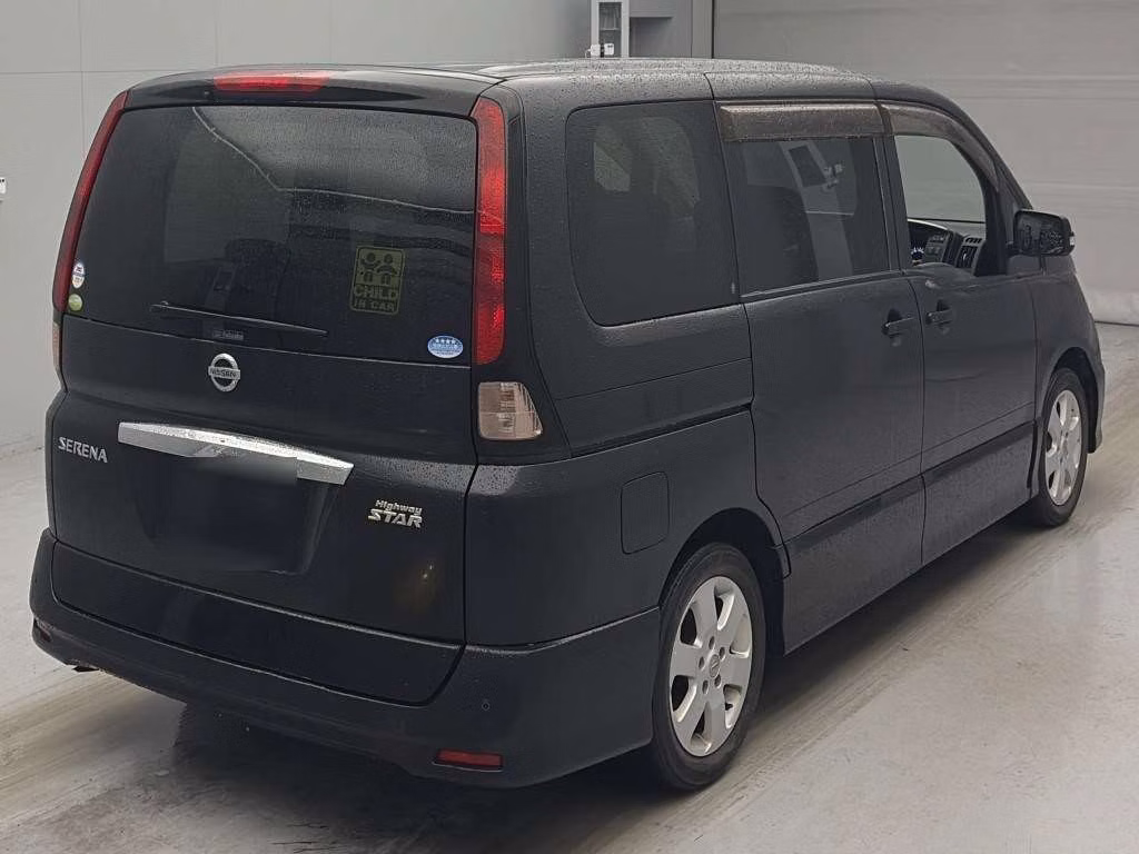 NISSAN SERENA