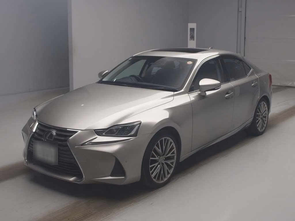 Lexus IS300h
