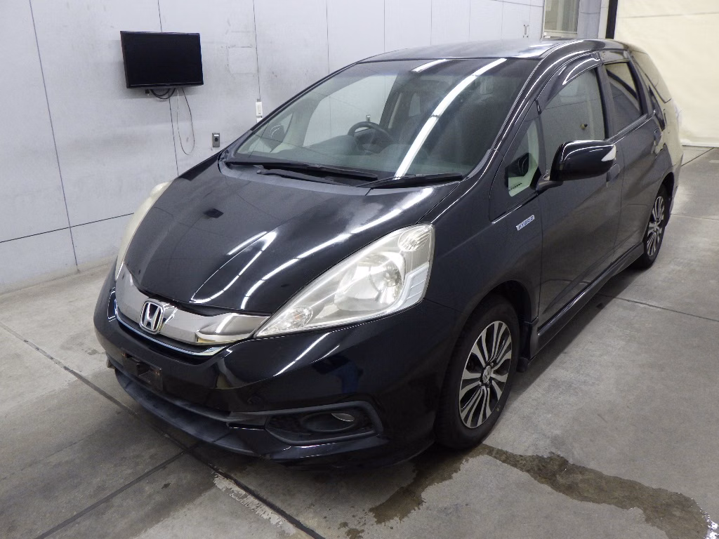 HONDA FIT SHUTTLE