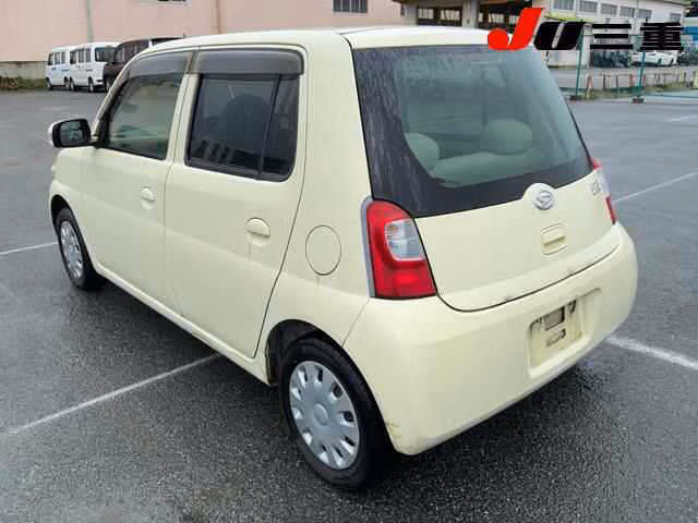 DAIHATSU ESSE