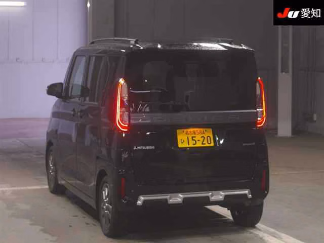 MITSUBISHI DELICA MINI