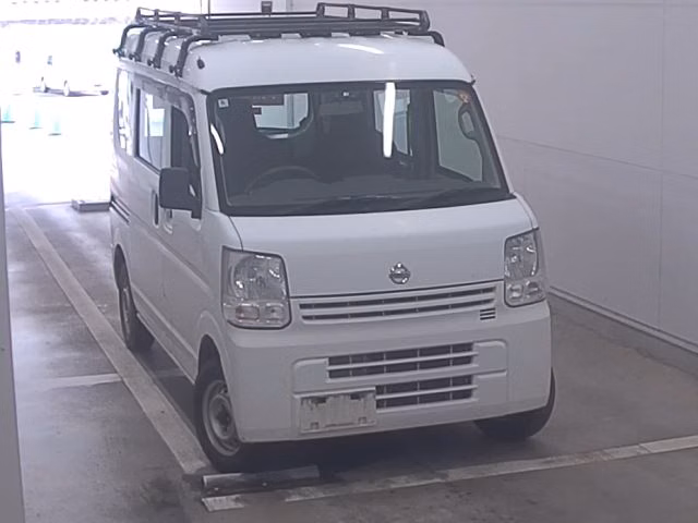 NISSAN NV100 CLIPPER