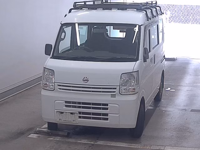 NISSAN NV100 CLIPPER
