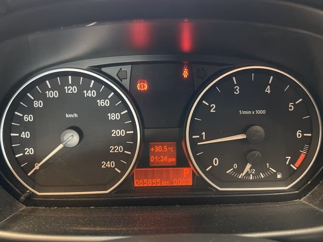 BMW 1-SERIES