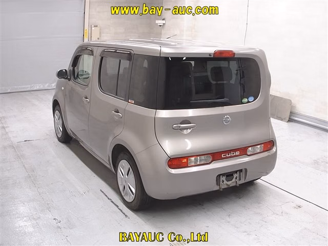 NISSAN CUBE