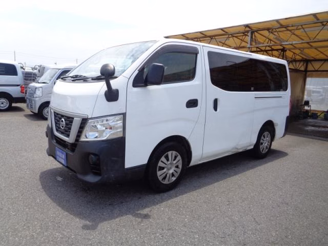 NISSAN NV350 CARAVAN