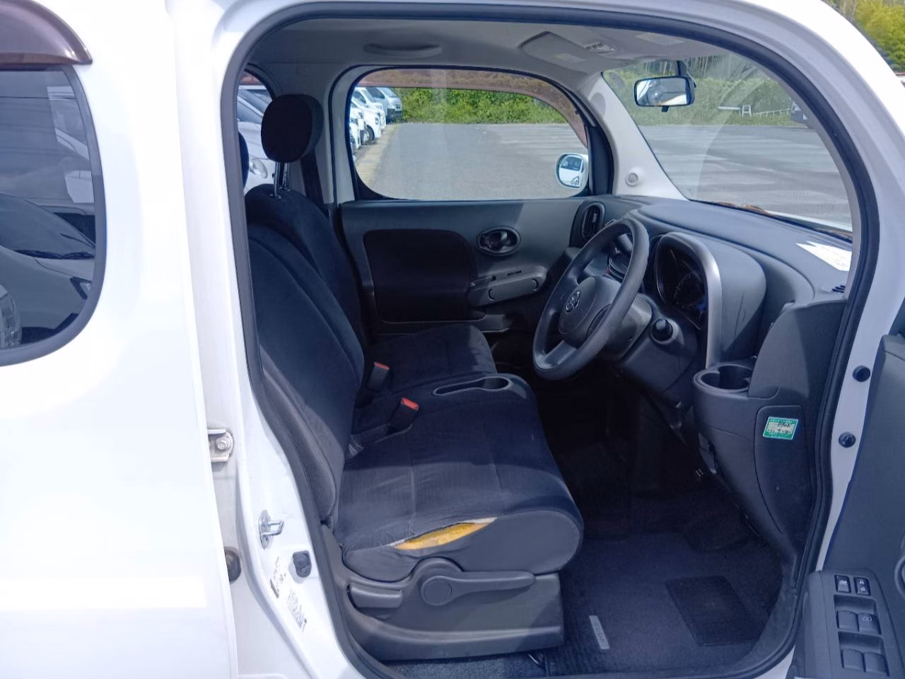 NISSAN CUBE