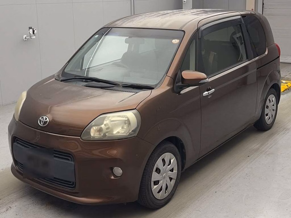 TOYOTA PORTE