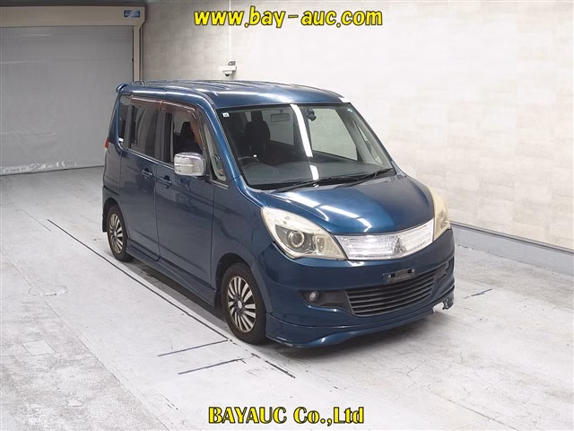 MITSUBISHI DELICA D:2