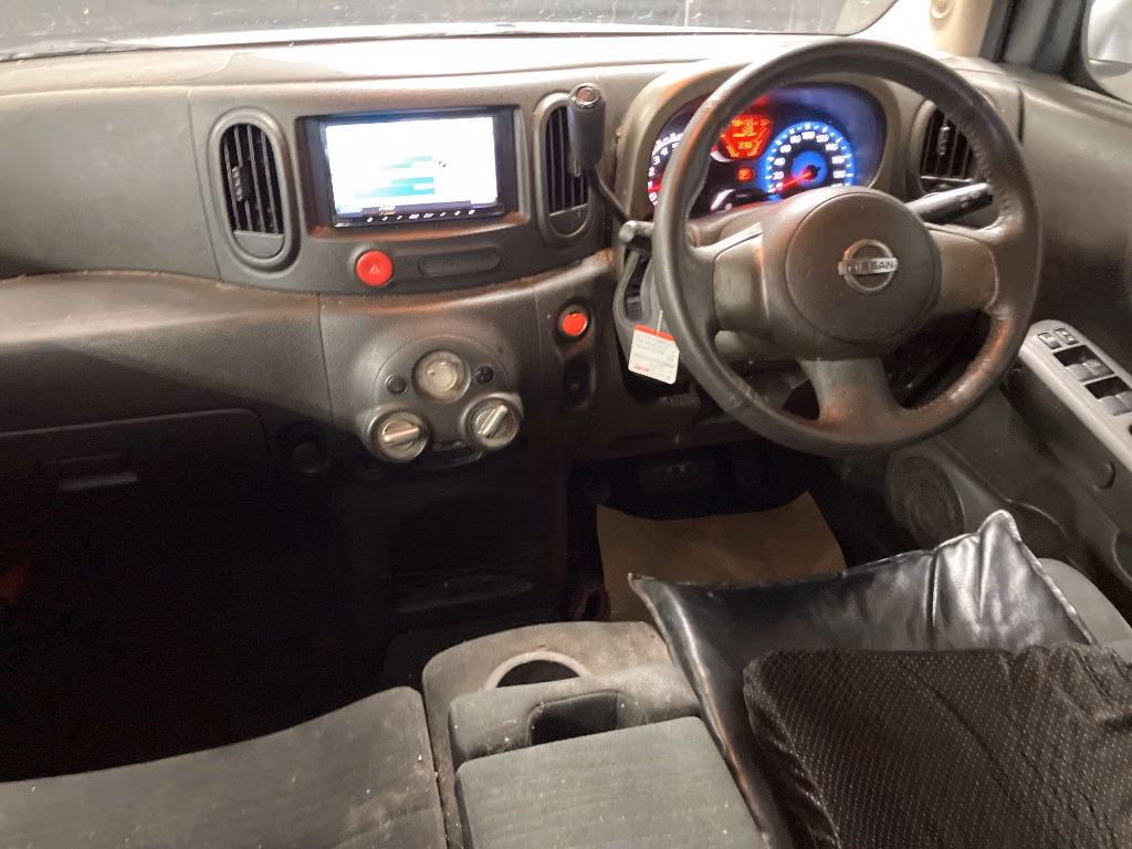 NISSAN CUBE