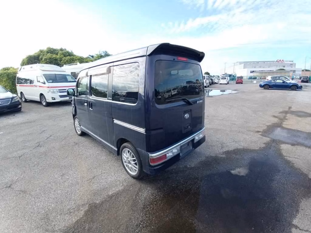 DAIHATSU ATRAI