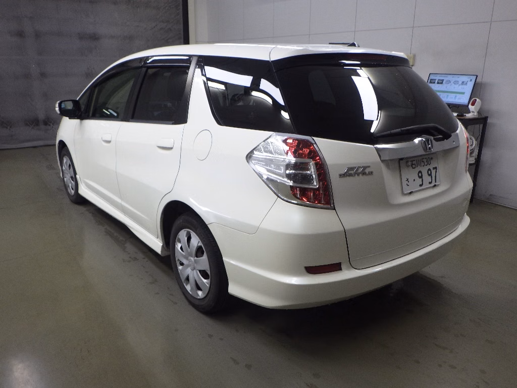 HONDA FIT SHUTTLE