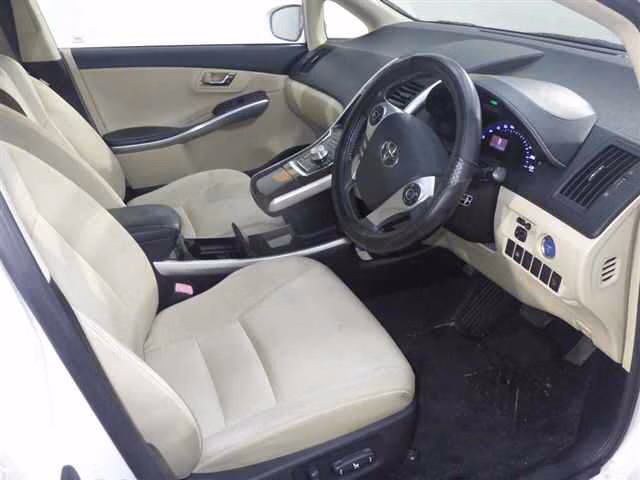 TOYOTA SAI