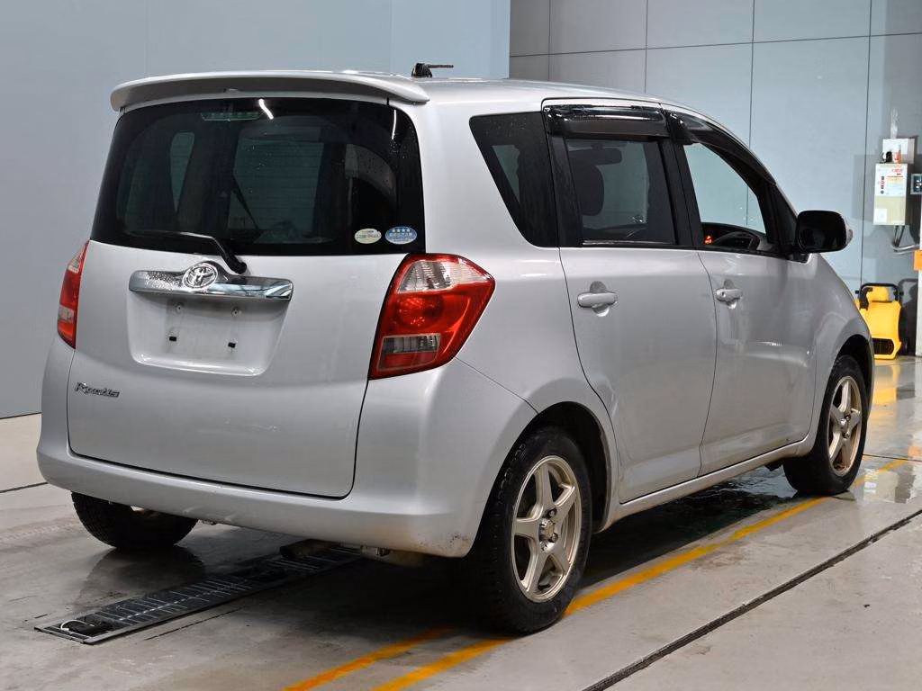 TOYOTA RACTIS