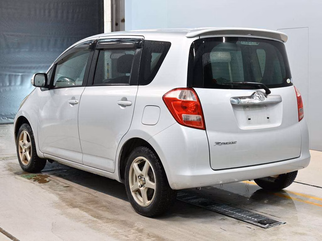 TOYOTA RACTIS