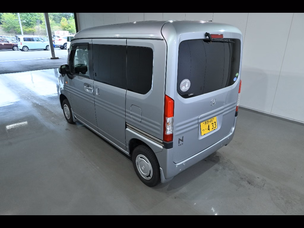HONDA N-VAN