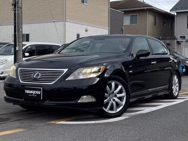 LEXUS LS600H