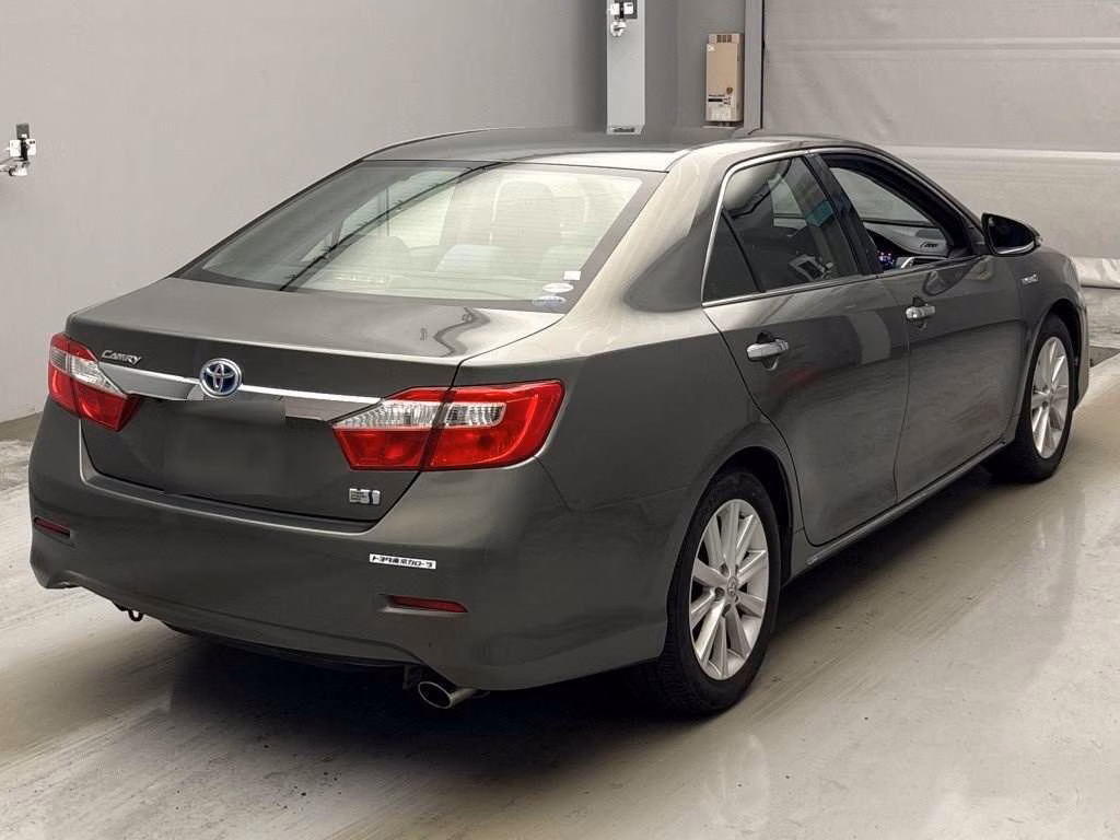 TOYOTA CAMRY