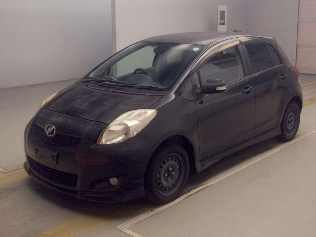 TOYOTA VITZ